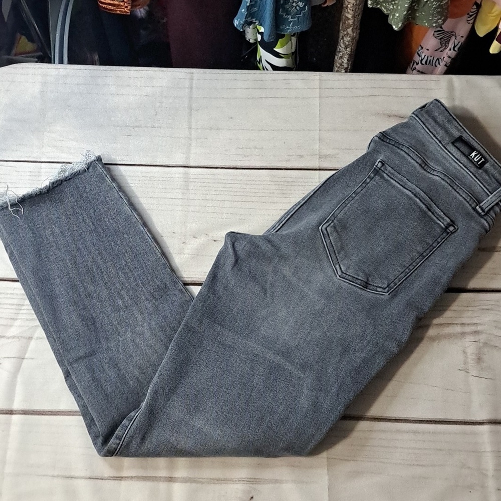 Kut from the Kloth Button Fly Charcoal Denim Pants Raw Hem Size 6